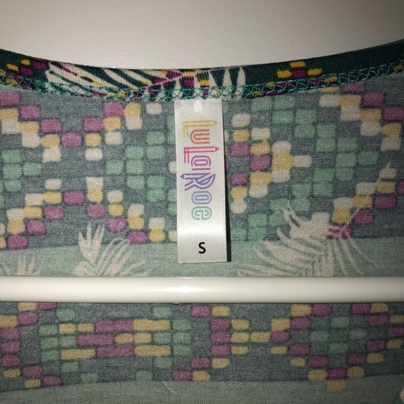 Lularoe clothing. $20 each item - Picture 1 of 8